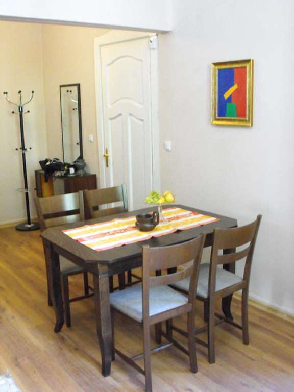 Julia Garden Apartment Burgas Ngoại thất bức ảnh