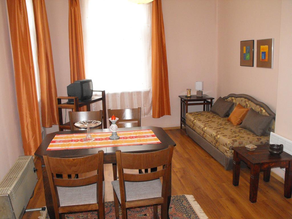 Julia Garden Apartment Burgas Ngoại thất bức ảnh